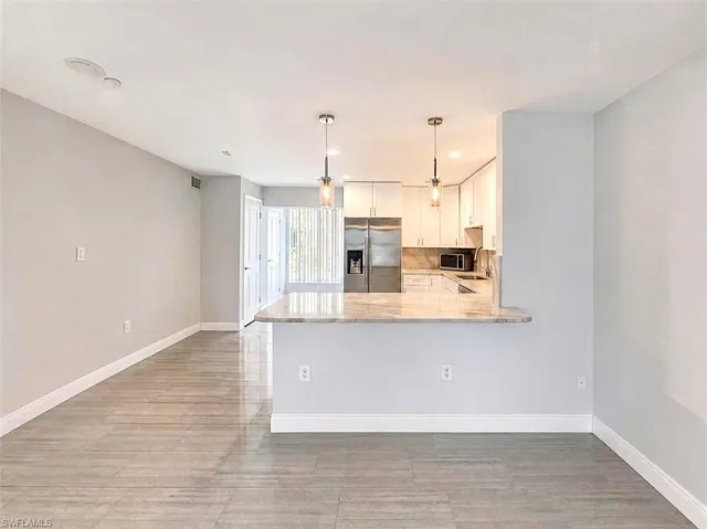 681 Palm View Dr C1, Naples, Florida 34110