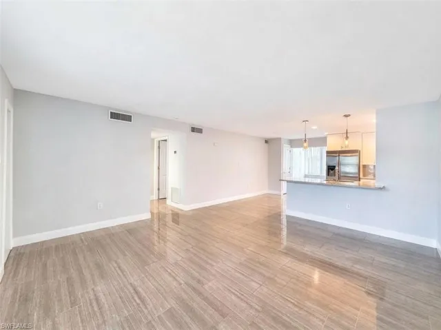 681 Palm View Dr C1, Naples, Florida 34110