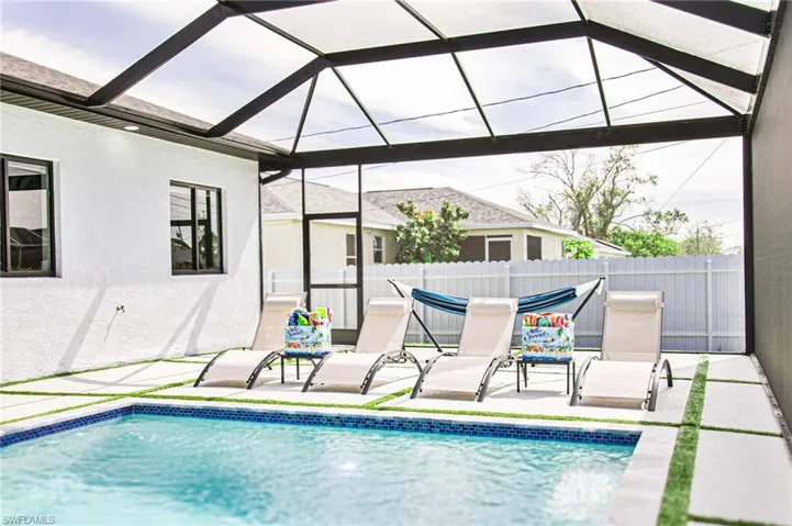 836 NE 6th  PL, Cape Coral, FL 33909