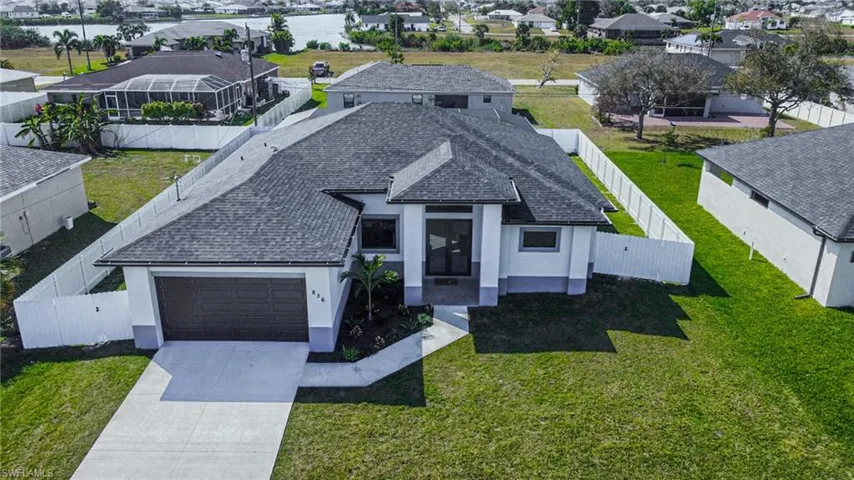 836 NE 6th  PL, Cape Coral, FL 33909