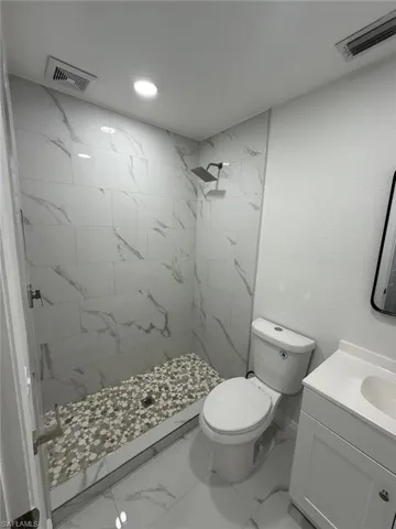 5248 Confederate Dr, Naples, Florida 34113