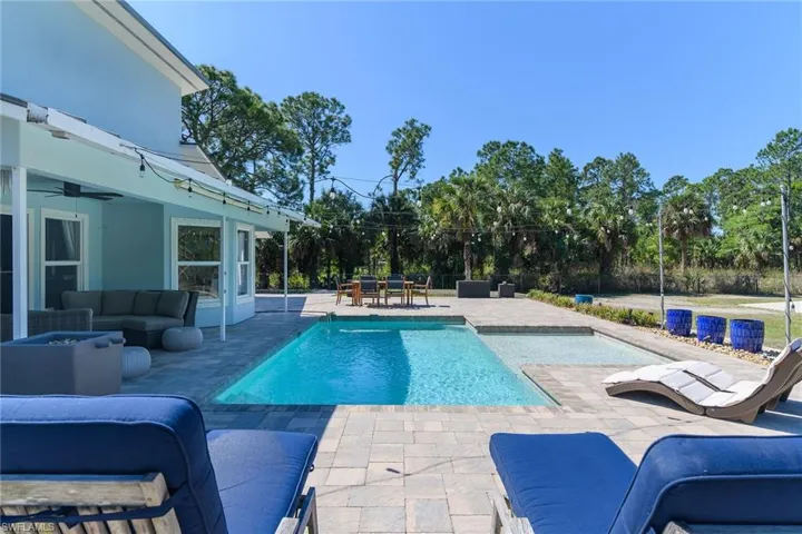 681  15th SW ST, Naples, FL 34117