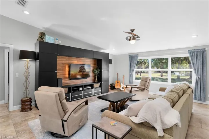 681  15th SW ST, Naples, FL 34117