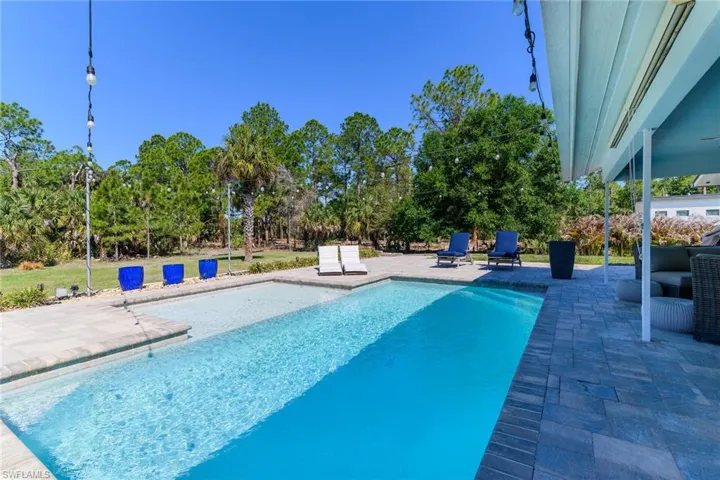 681  15th SW ST, Naples, FL 34117