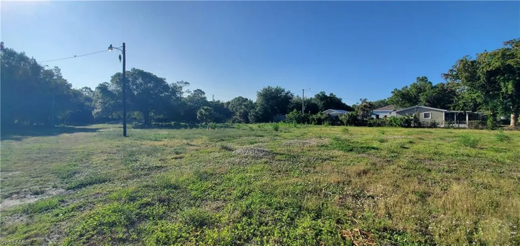 19790  Huber  RD, North Fort Myers, FL 33917