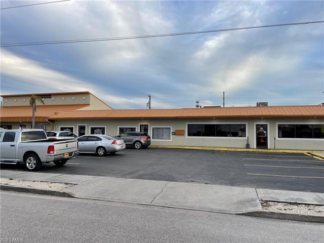 814-818 SE 47th  ST, CAPE CORAL, FL 33904