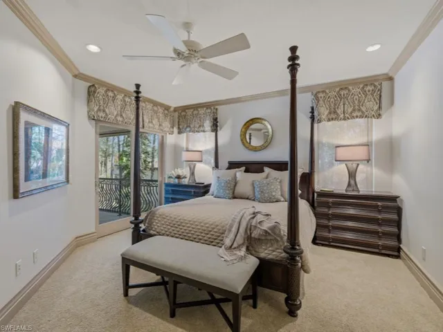Guest Bedroom (Upstairs)