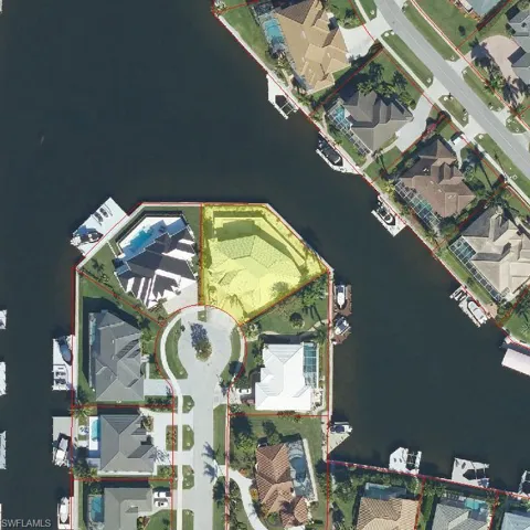 131 Templewood Ct, Marco Island, Florida 34145