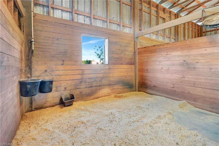 8200  Dosonte  LN, North Fort Myers, FL 33917