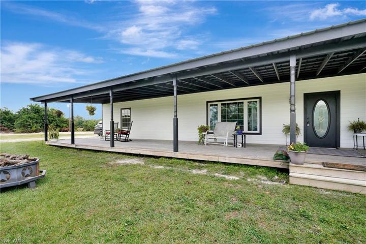 8200  Dosonte  LN, North Fort Myers, FL 33917