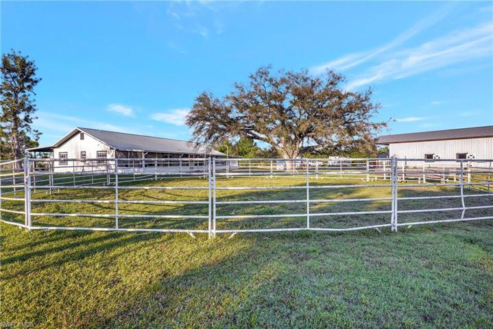 8200  Dosonte  LN, North Fort Myers, FL 33917