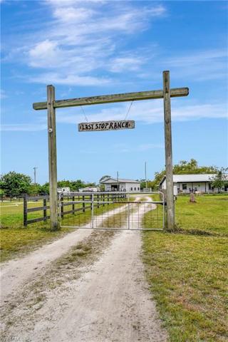 8200  Dosonte  LN, North Fort Myers, FL 33917