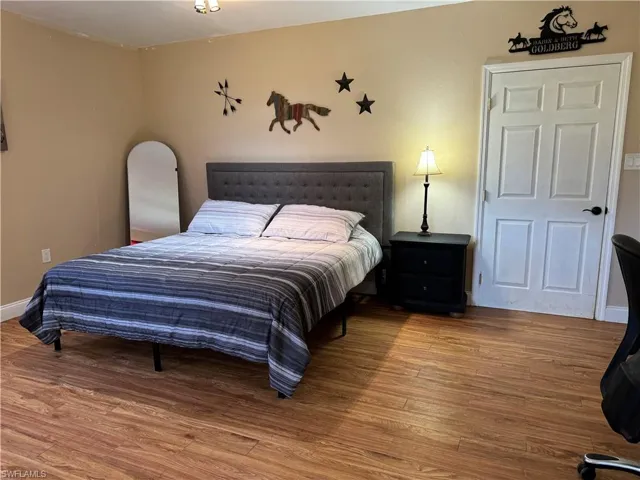 8200  Dosonte  LN, North Fort Myers, FL 33917