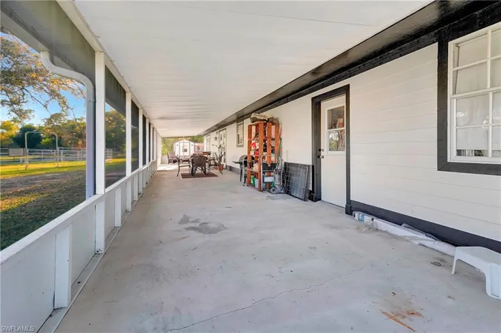 8200  Dosonte  LN, North Fort Myers, FL 33917