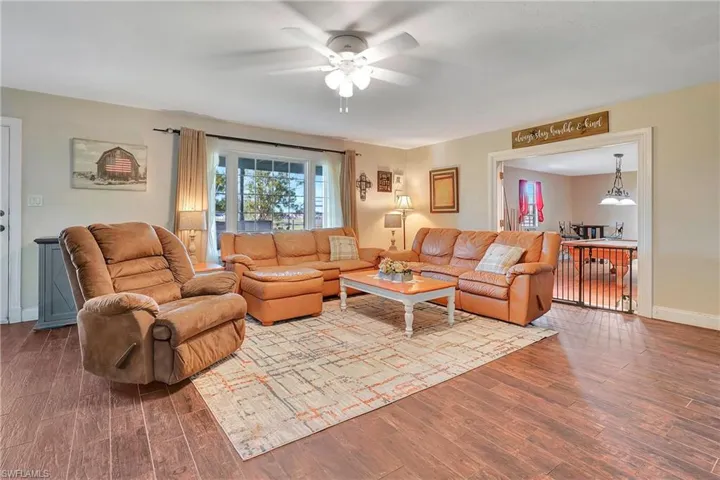 8200  Dosonte  LN, North Fort Myers, FL 33917