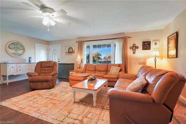 8200  Dosonte  LN, North Fort Myers, FL 33917