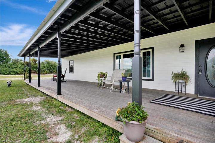 8200  Dosonte  LN, North Fort Myers, FL 33917