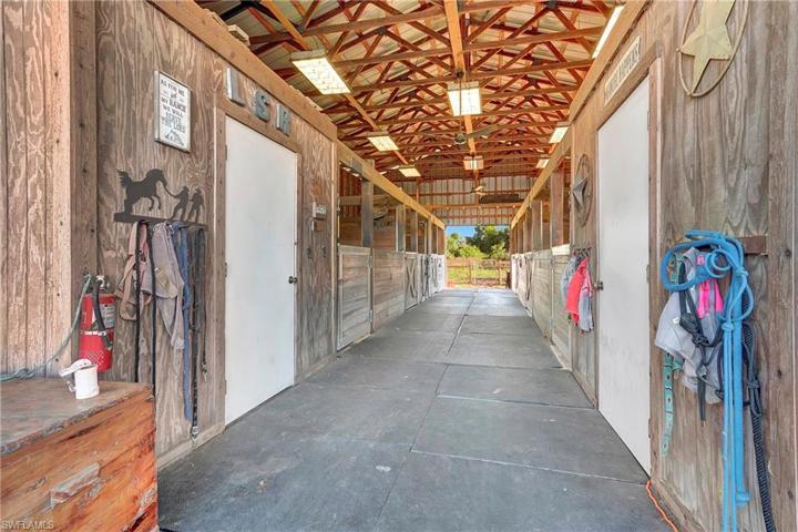 8200  Dosonte  LN, North Fort Myers, FL 33917