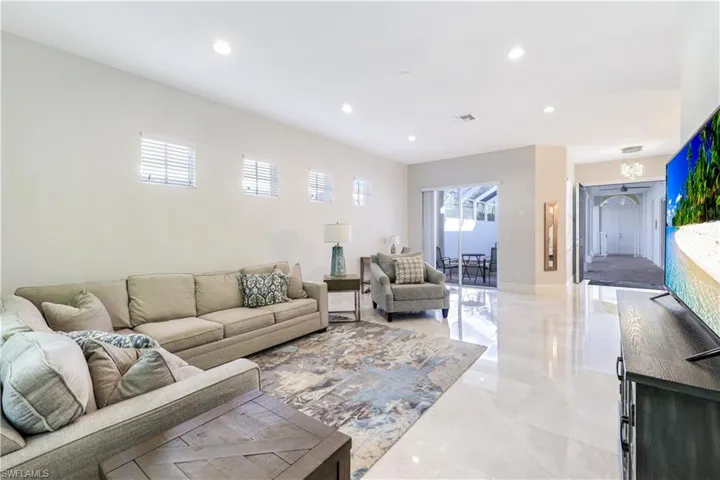 Oversized Living Rm w/direct access out to the Courtyard