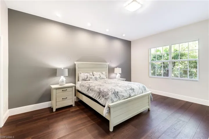 Ground Level MBR Ensuite w/tranquil Preserve view