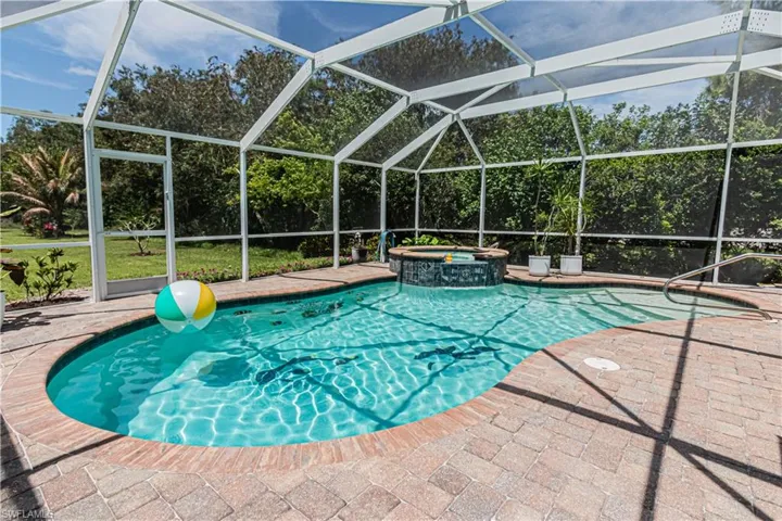 6685 Everglades Blvd N, Naples, Florida 34120