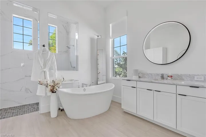 8777 Santo Domingo Dr, Naples, Florida 34112
