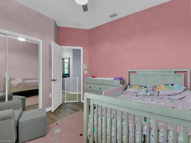 Guest Room 2 - Second Floor