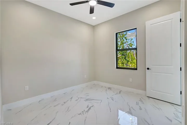 212  Fairway  RD, Rotonda West, FL 33947