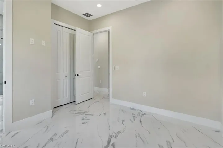 212  Fairway  RD, Rotonda West, FL 33947
