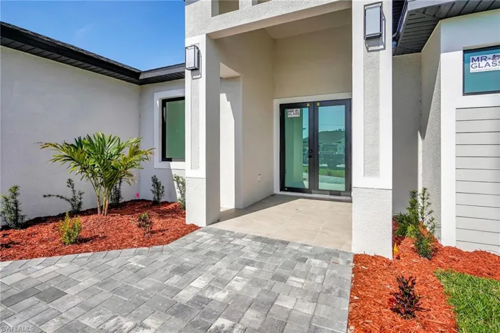 212  Fairway  RD, Rotonda West, FL 33947