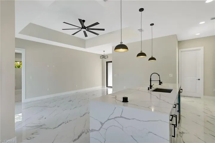 212  Fairway  RD, Rotonda West, FL 33947
