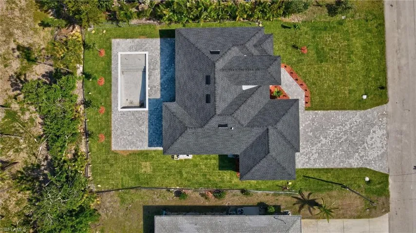 212  Fairway  RD, Rotonda West, FL 33947