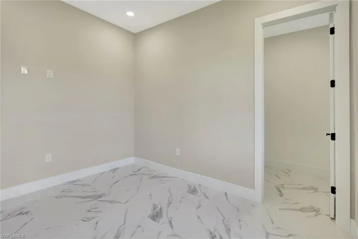 212  Fairway  RD, Rotonda West, FL 33947
