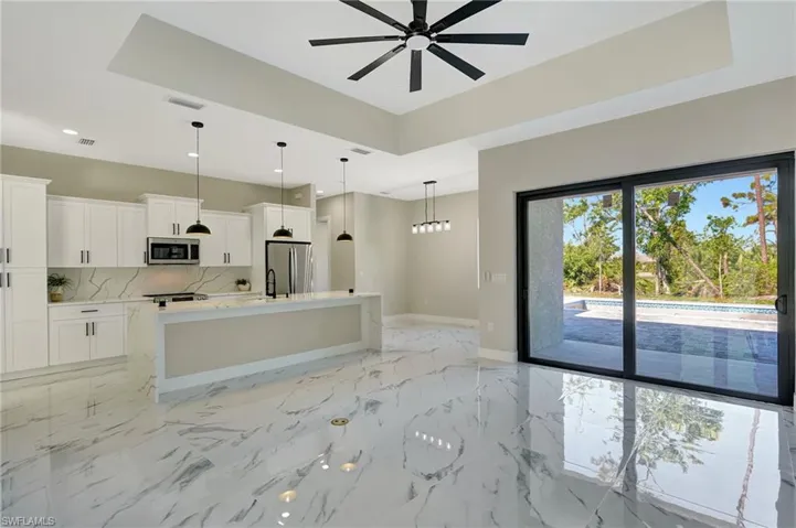 212  Fairway  RD, Rotonda West, FL 33947