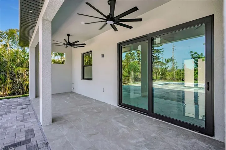212  Fairway  RD, Rotonda West, FL 33947