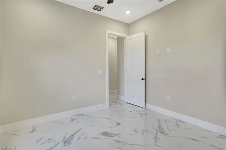 212  Fairway  RD, Rotonda West, FL 33947