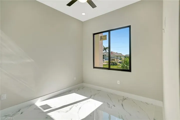 212  Fairway  RD, Rotonda West, FL 33947