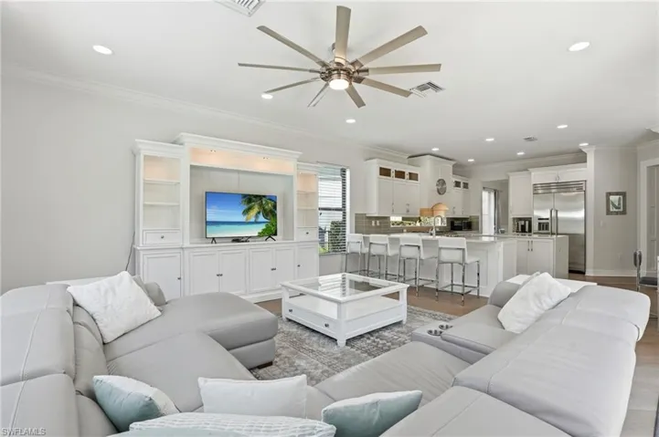 4021 Thistle Creek Ct, Naples, Florida 34119
