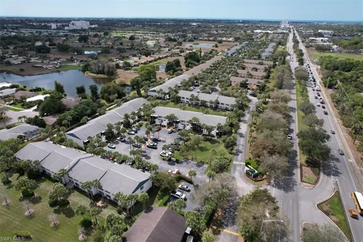 4100  Looking Glass  LN, Naples, FL 34112