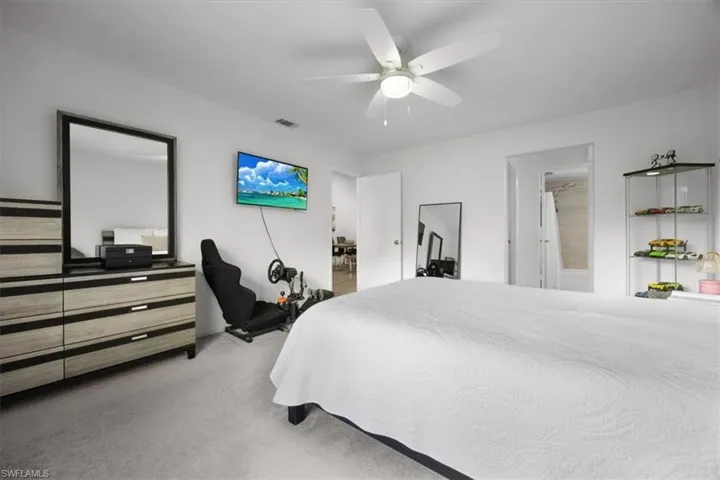 4100  Looking Glass  LN, Naples, FL 34112
