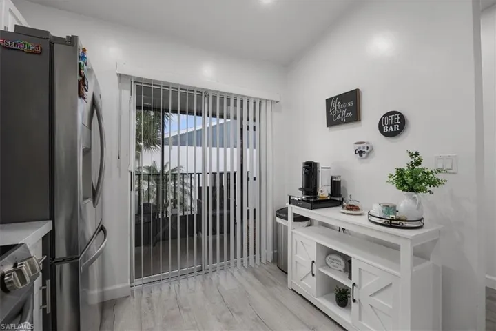 4100  Looking Glass  LN, Naples, FL 34112