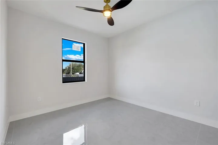 1139 Ebert St E, Lehigh Acres, Florida 33974