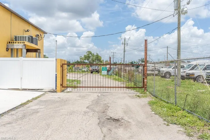 2700  Evans  AVE, Fort Myers, FL 33901