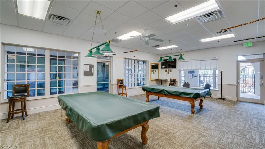 Billard room