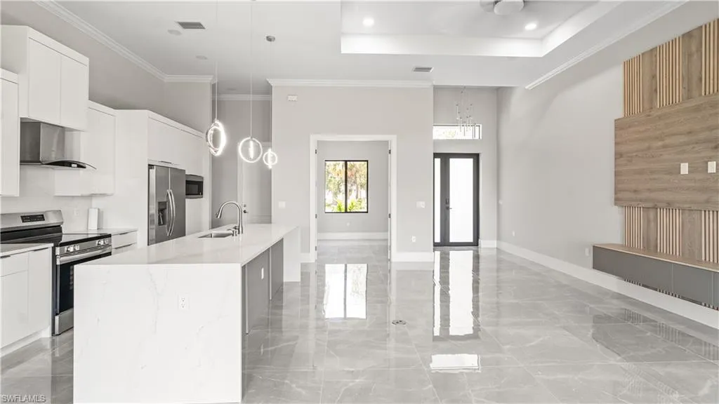212 Connecticut Rd, Lehigh Acres Fl 33936