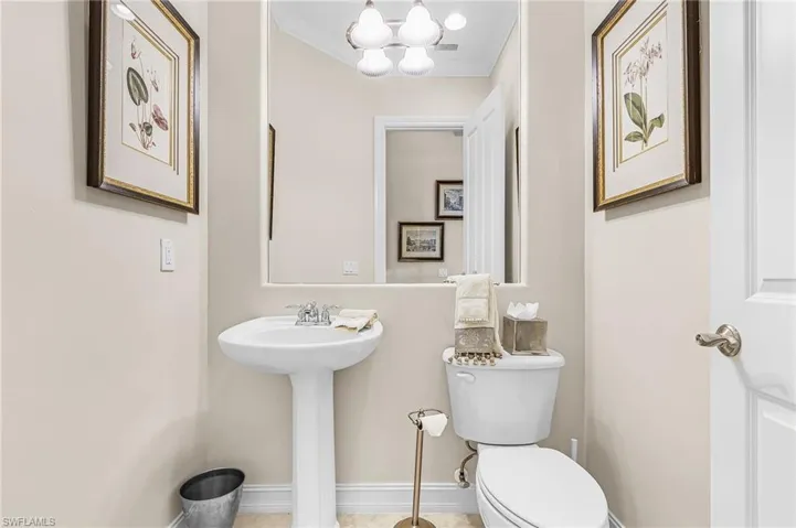 9006 Shenendoah Cir, Naples, Florida 34113