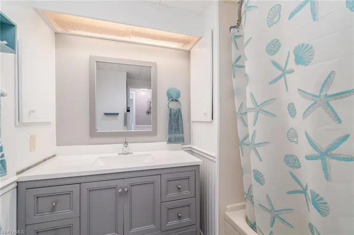 5508 Colonial Rd, North Fort Myers, Florida 33917