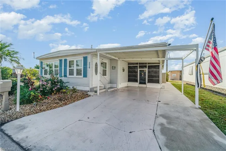 5508 Colonial Rd, North Fort Myers, Florida 33917