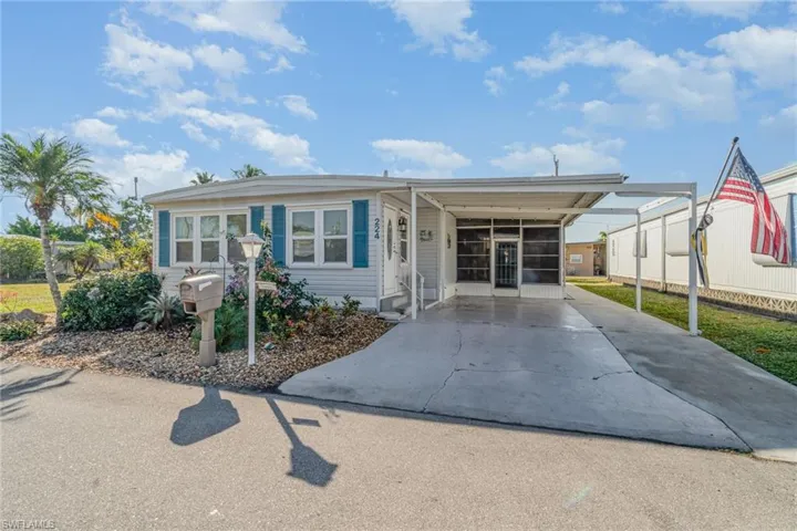 5508 Colonial Rd, North Fort Myers, Florida 33917