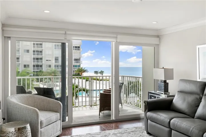 3443  Gulf Shore N BLVD, Naples, FL 34103